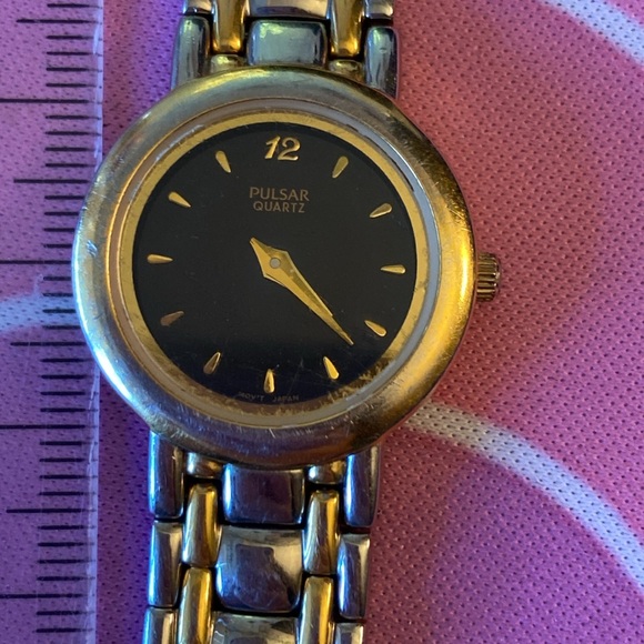 Pulsar watch 6.5 inches long battery works - Picture 2 of 6